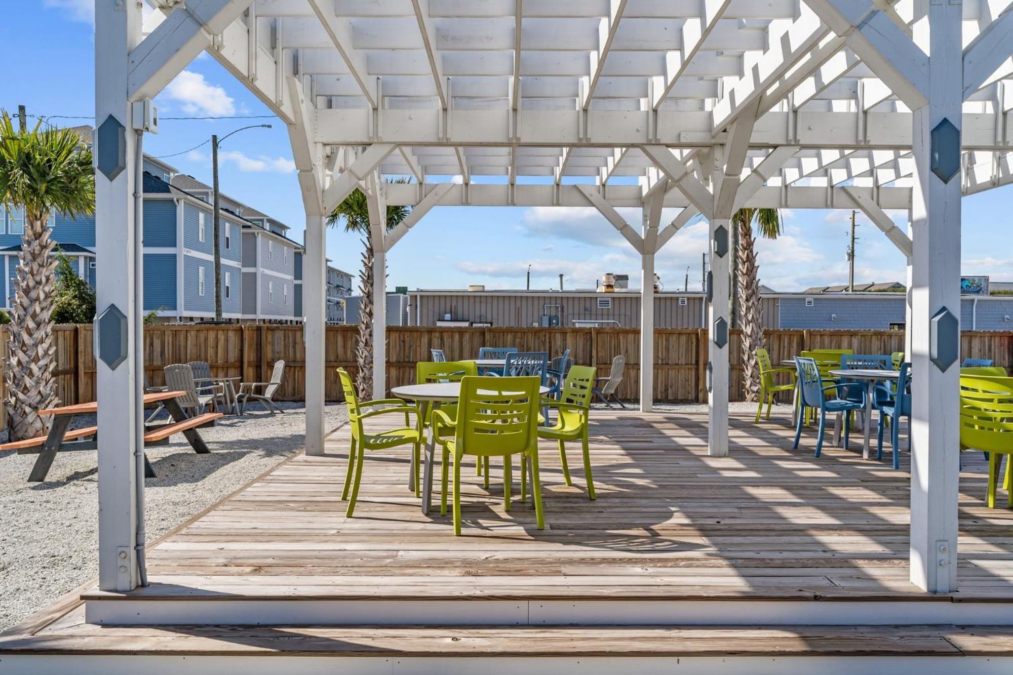 Loggerhead Inn And Suites เซิร์ฟซิตี ภายนอก รูปภาพ
